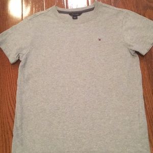 Boys size seven (7) Tommy Hilfiger grey t-shirt